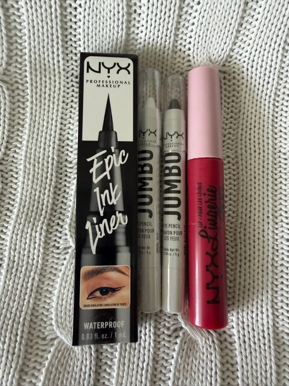 NYX Makeup Bundle NEW Classic Eye Lip Set Liner Gloss Black Red Beauty Queen